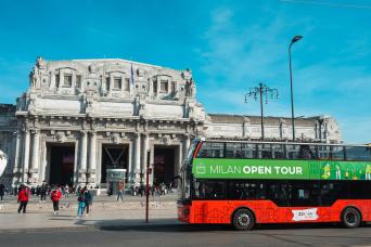 Milan Tour on Touristic Open Bus 24 Hours Ticket