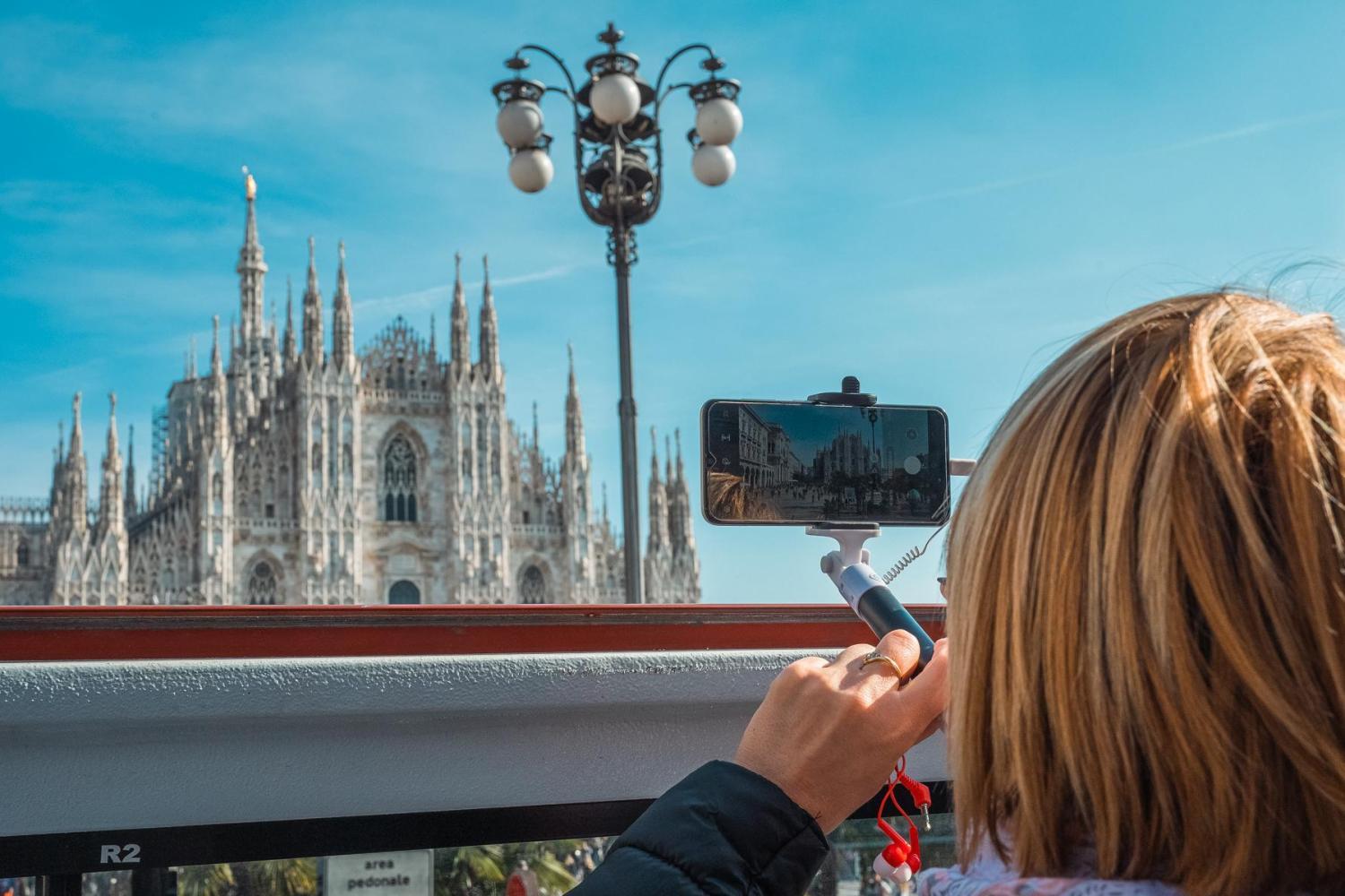 Explore Milan in 48 Hours: Your Open Bus Adventure