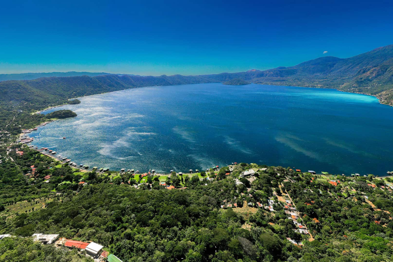 Escape to Paradise: Lake Coatepeque