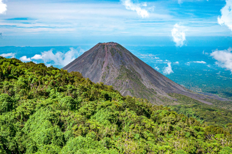 Visit Cerro Verde and the Volcano Lookout Points