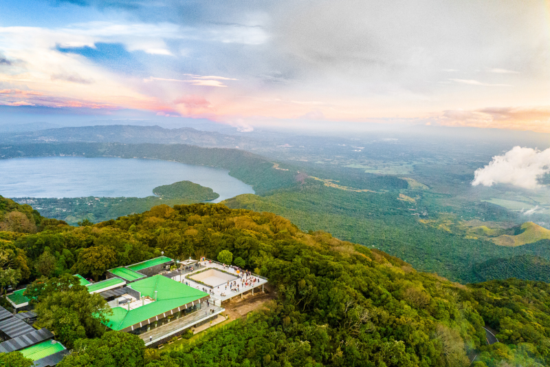 Visit Cerro Verde and the Volcano Lookout Points