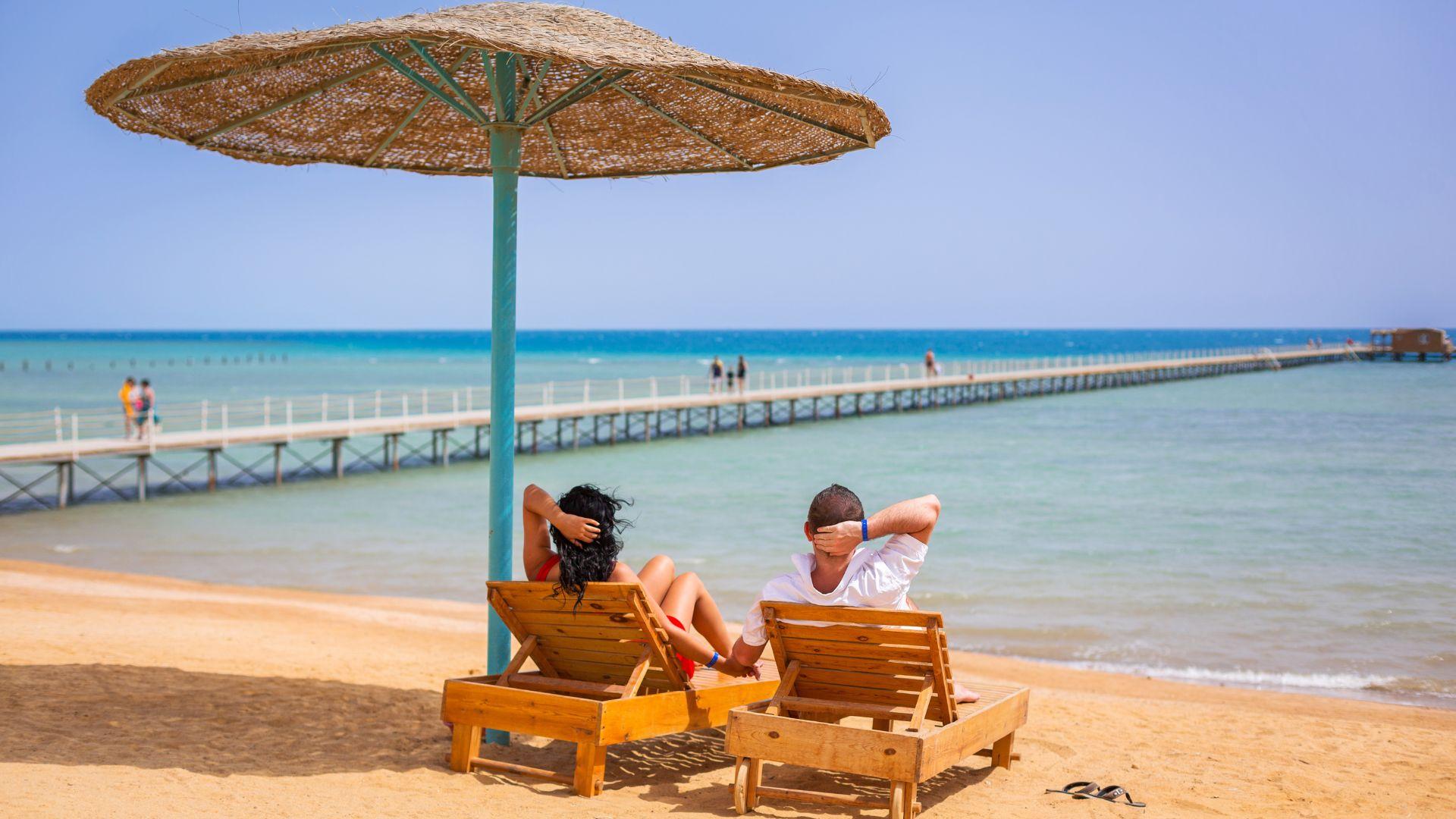 10-Day Gods of Egypt Tour from Cairo: Edfu Temple, Luxor Temple, Karnak Temple and Red Sea