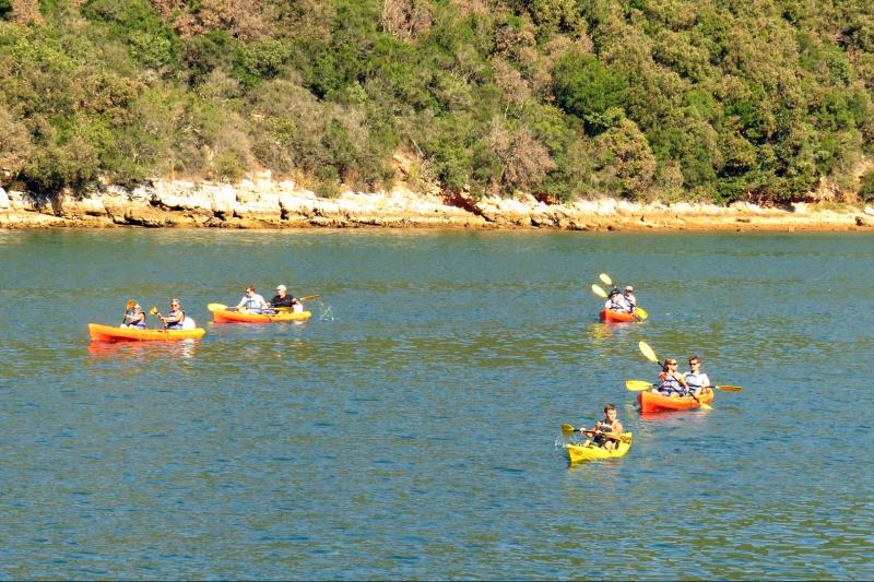 Doživite nezaboravnu avanturu kajakom zaštićenim  područjem uvale Lim