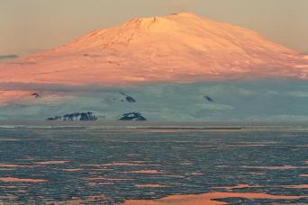Mt Erebus volcano, Antarctica's Ross Sea