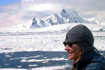 Imagine yourself in Antarctica!