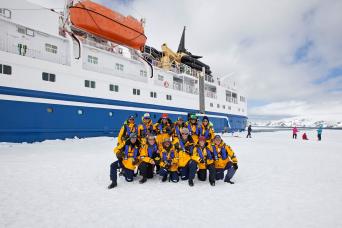 Friendly crew, Ocean Nova