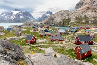 Greenland spawns magnificent icebergs!
