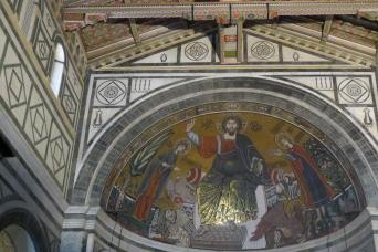 Autour des collines de Florence : visite guidée en Vespa électrique avec application + dégustation de vins et de mets