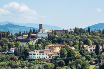 Autour des collines de Florence : visite guidée en Vespa électrique avec application + dégustation de vins et de mets