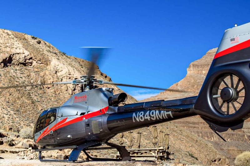 Grand Canyon Small Group Tours by Luxury Limo Van with Helicopter Landing