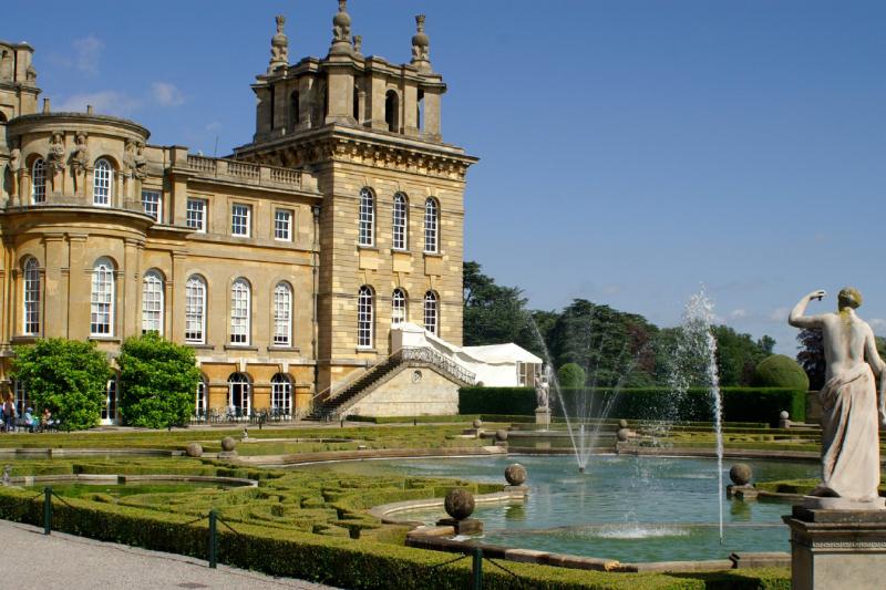 1-Day England Tour:Extended Cotswolds Visit and Blenheim Palace with Cream Tea