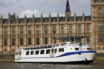New Year’s Eve Cruise onboard The Avontuur