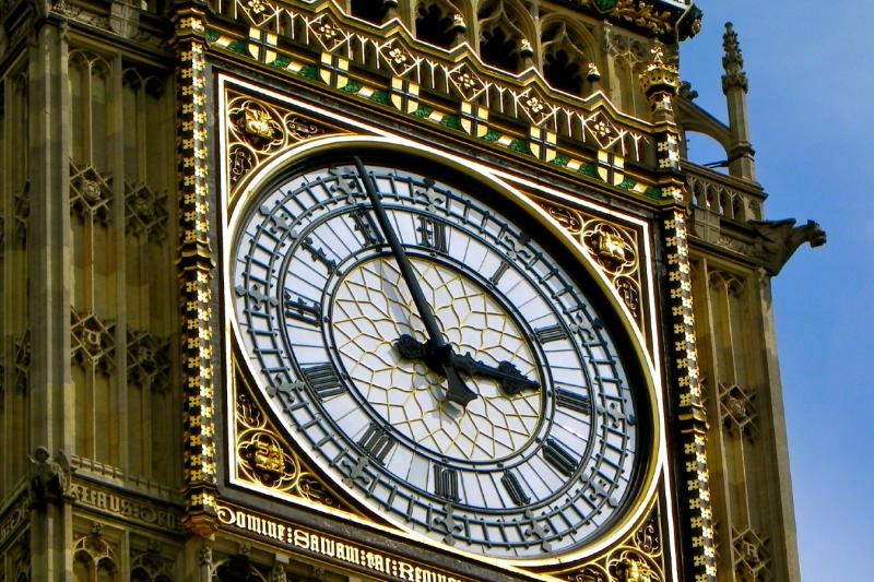 Christmas Day Magic: London’s Sights & Sounds