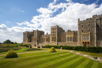 Luxury Windsor, Bath & Stonehenge Tour from London