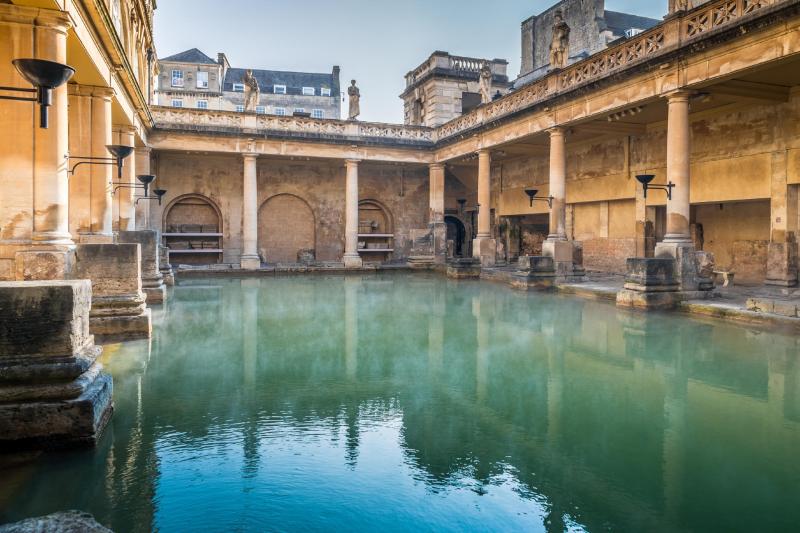 Luxury Bath and Stonehenge Tour from London