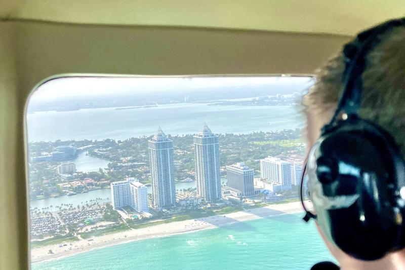 50 Minute Luxury Miami Airplane Tour
