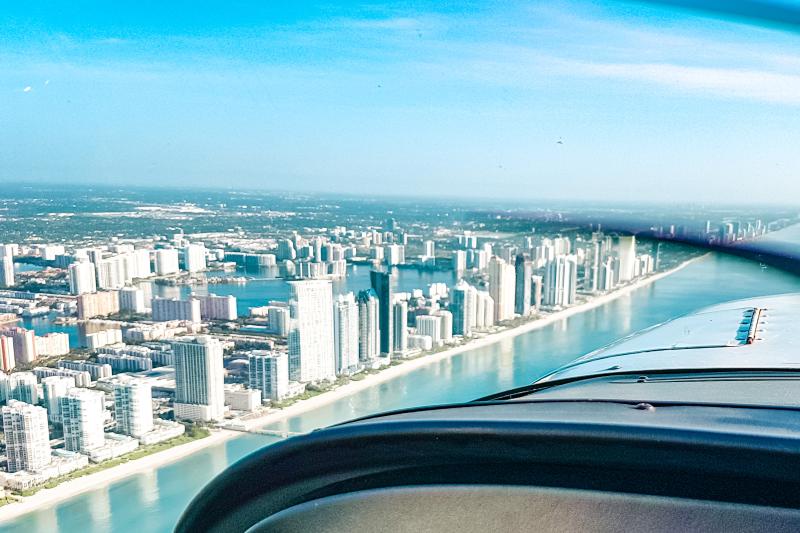 50 Minute Luxury Miami Airplane Tour
