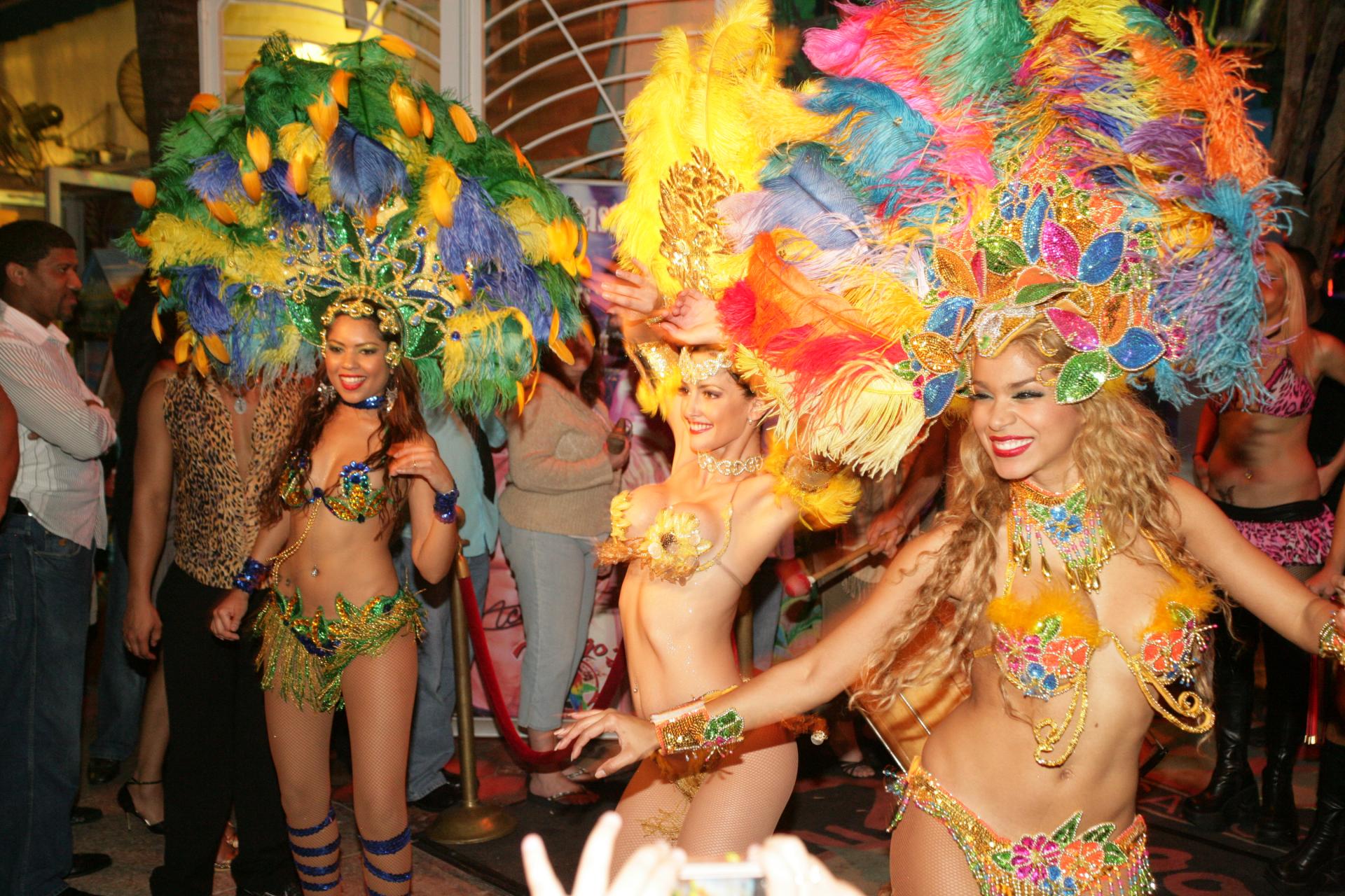 2.5-Hour Short Break Tour: Salsa Night & Mojitos in South Beach