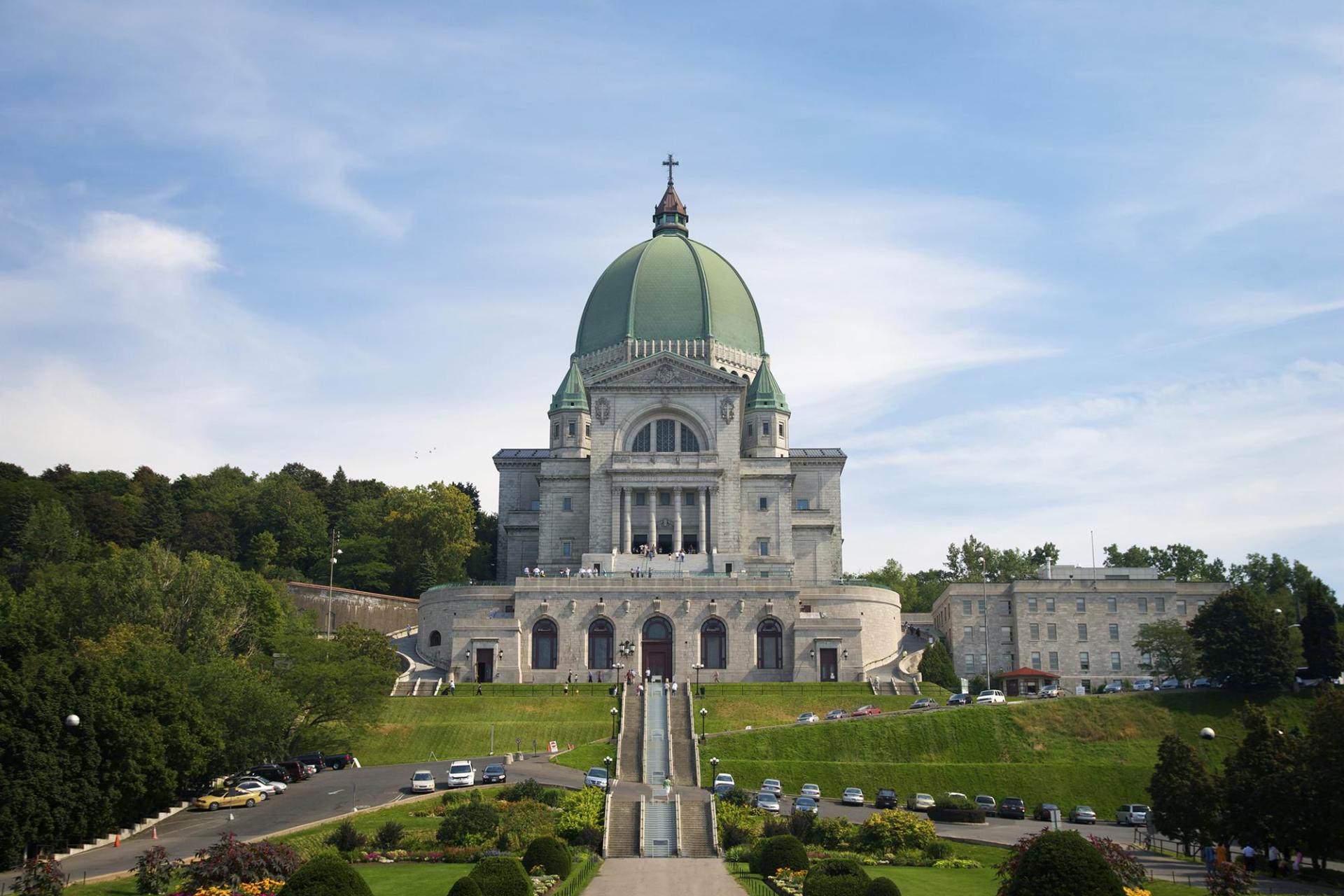 Montreal Hop-On Hop-Off Sightseeing Tour (Red Loop)