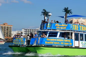 Clearwater Beach: Tropics Dolphin Encounter Boat Ride (Ticket Only)