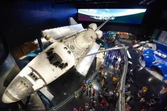Discutez avec un astronaute et le Kennedy Space Center