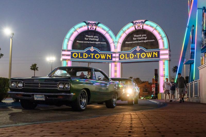 Old Town Kissimmee Ferris Wheel & Meal Combos