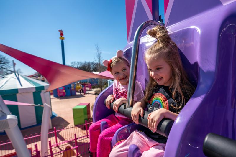 Peppa Pig Theme Park