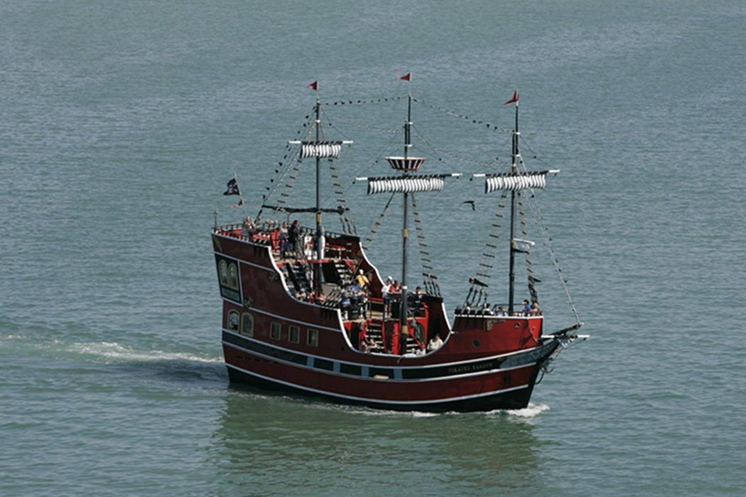 captain memo pirate cruise reviews