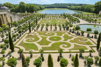 Visite guidée de Versailles et Trianons au départ de Versailles