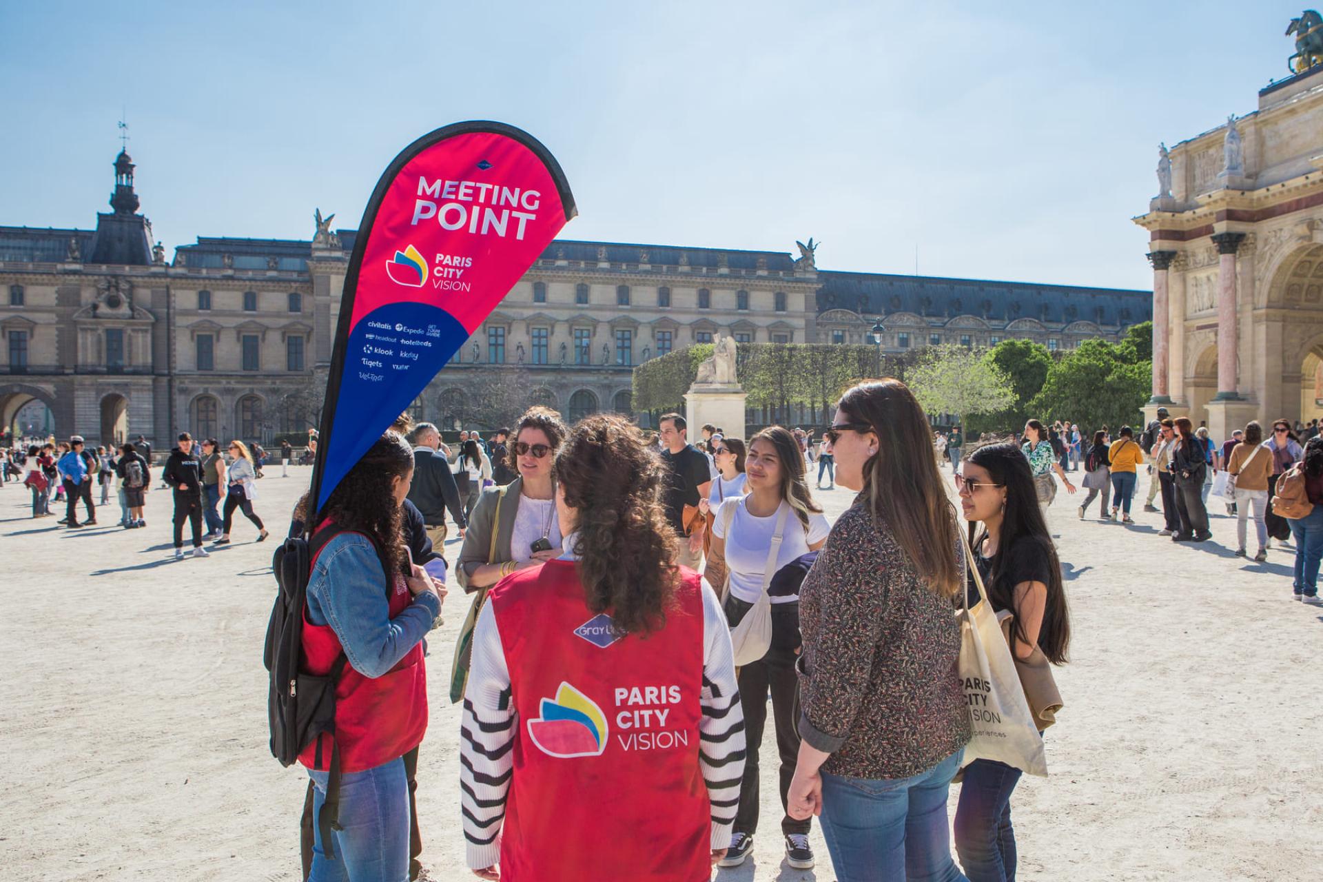 Louvre Museum Visit & Cruise Ticket | Entrance Ticket to the Louvre Museum | Ticket for A Cruise on the Seine