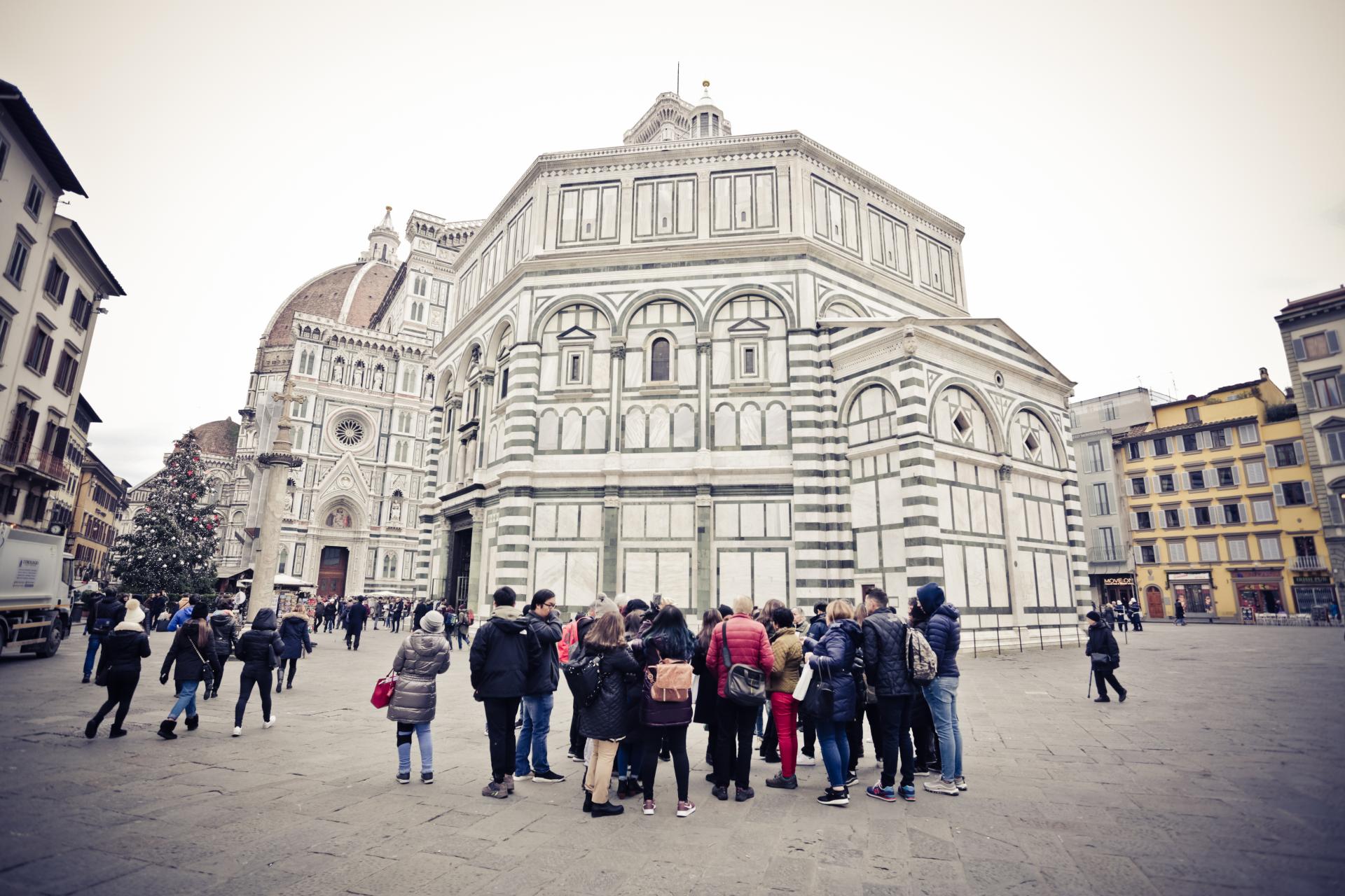 Art & History of Florence: Semi-Private Day Tour of the Uffizi Gallery: Round-trip Tickets on a High-speed Train