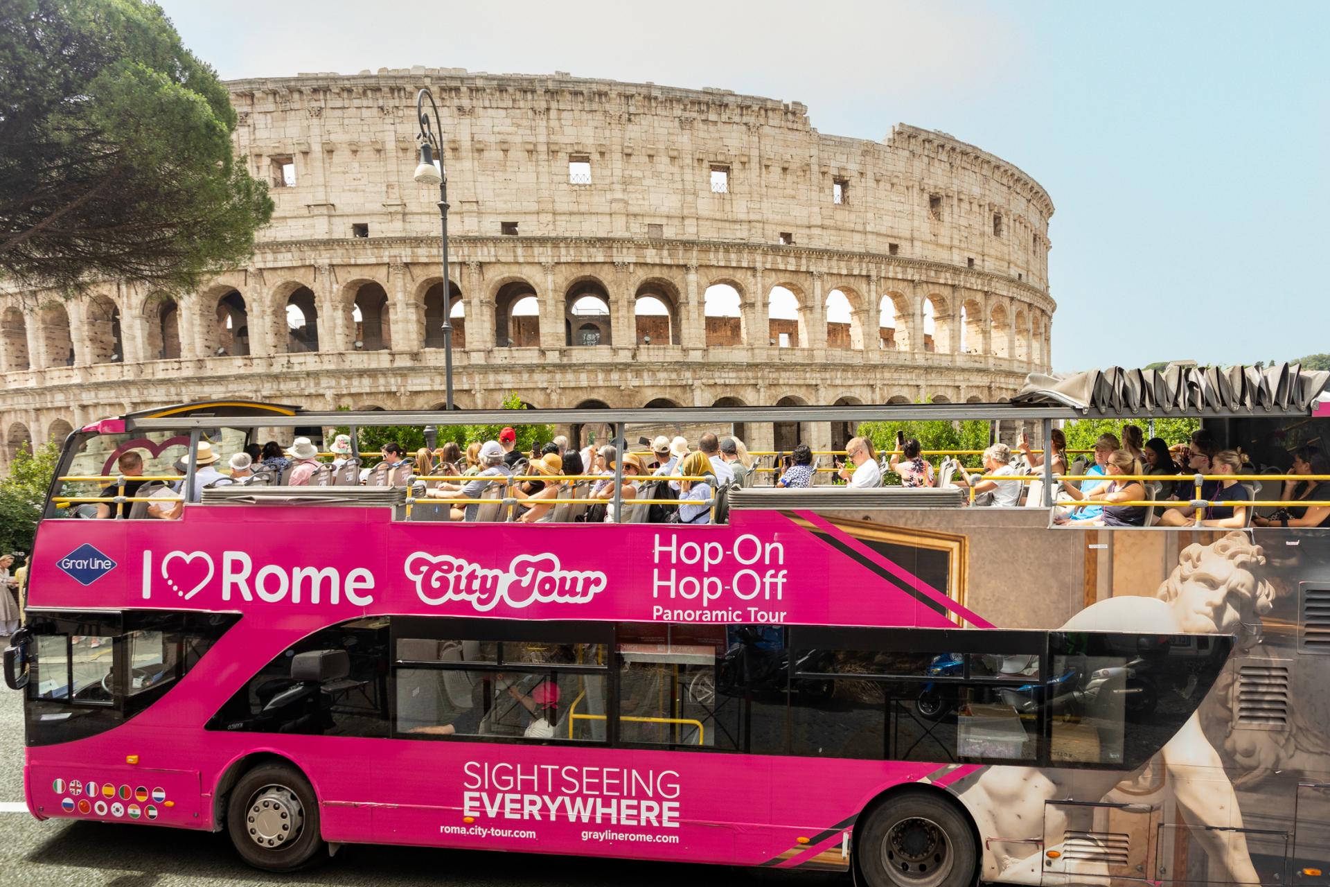 1-Day Panoramic Hop-on Hop-off Bus Tour to Experience Rome at Your Leisure