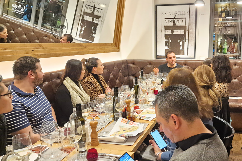 Wine & Olive Oil Tasting with Food Pairing in Rome City Center