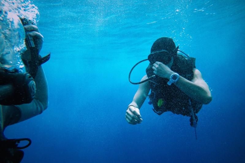 From shore-based diving trips and beach scuba diving to combo packages