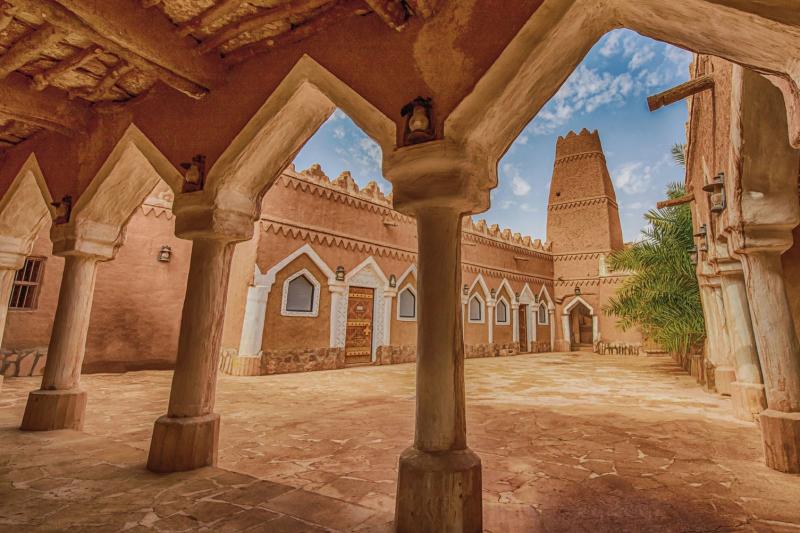 Full day Ushayger tour with lunch From Riyadh