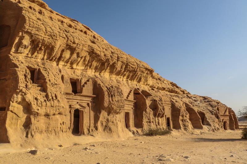 lead you through this fascinating site and reveal to you the secrets of its tombs