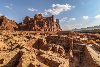 Half Day Dadan & Jabal Ikmah Tour from AlUla
