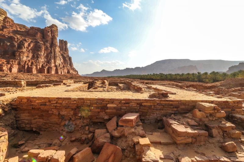Continue then to the Old city of Al-Ula that became at the beginning of the Islamic era
