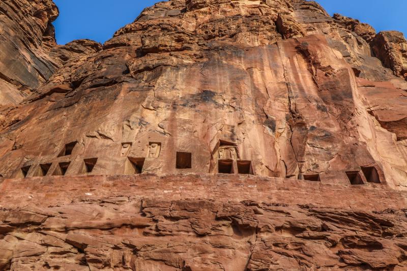 Visit the ancient sites of Ekma and Abu ‘Aoud