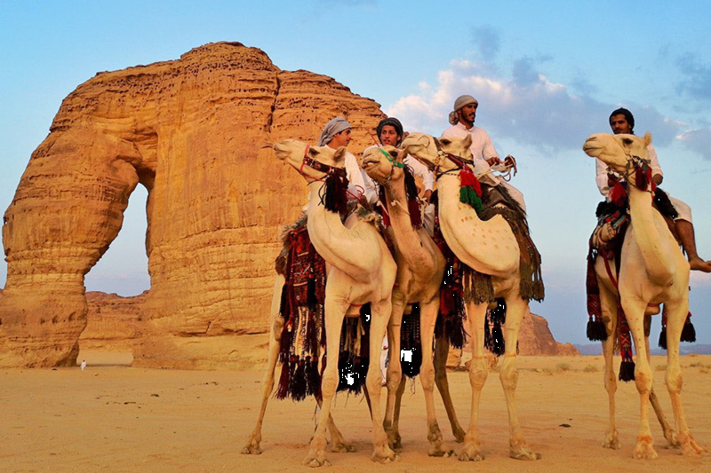 Elephant Rock in Al Ula Tour