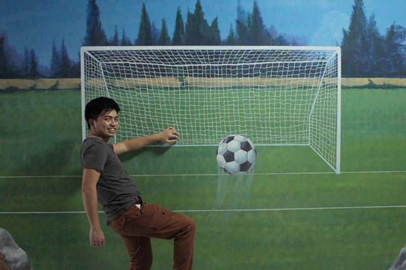 Dubai Attraction: 3D World Selfie Museum