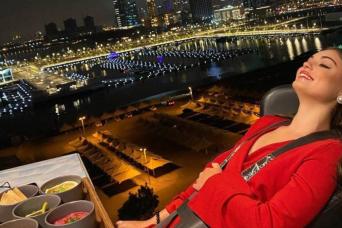 Dîner au restaurant "Dinner in the Sky" à Dubaï