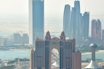 Tour en hélicoptère à Abu Dhabi