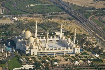Tour en hélicoptère à Abu Dhabi
