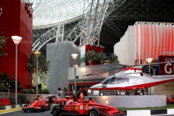 Promotion : Ferrari World et tour gratuit de Dubai