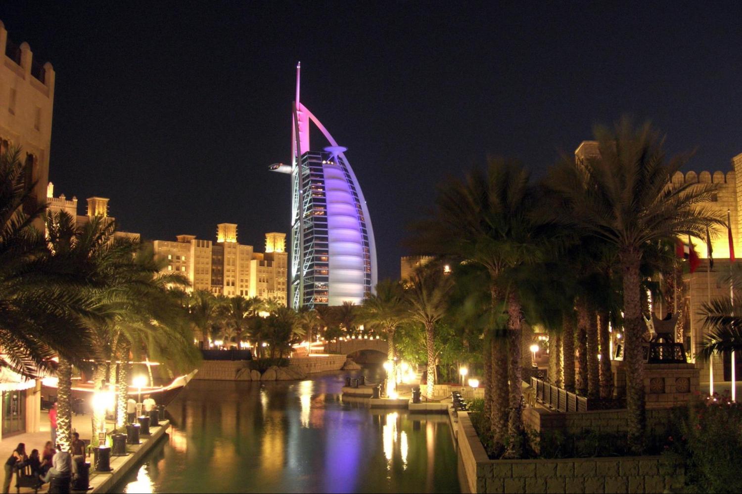 Dining Experience at Burj Al Arab Al Iwan with Private Dubai by Night