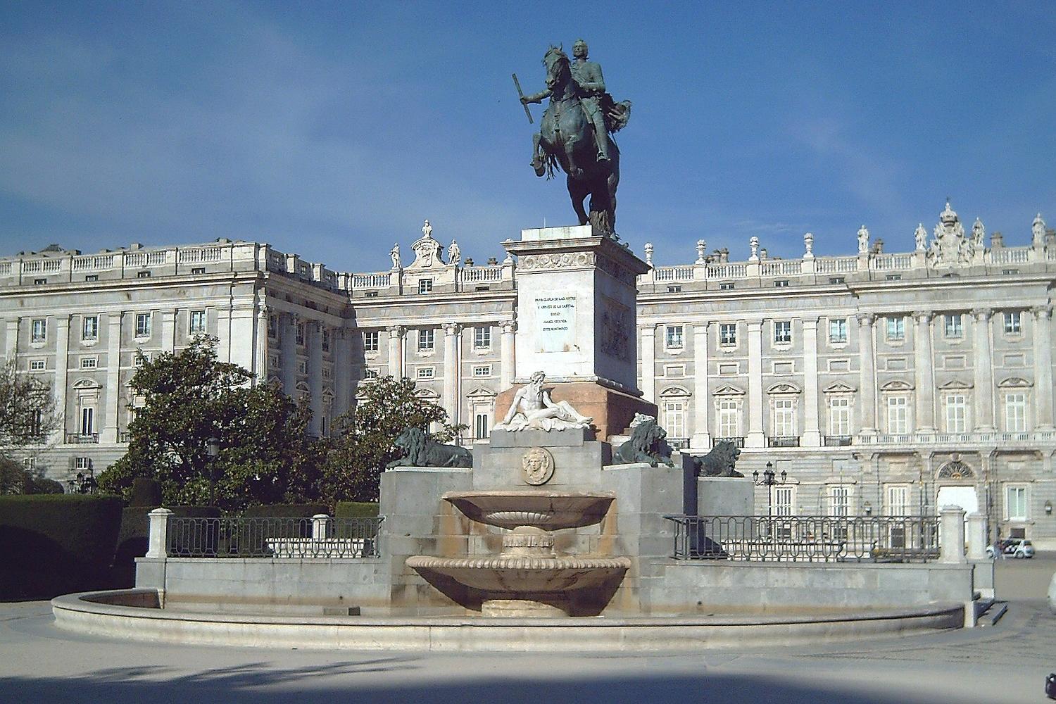 Habsburgs Madrid Walking Tour Historic Centre ¡Small Group! Madrid