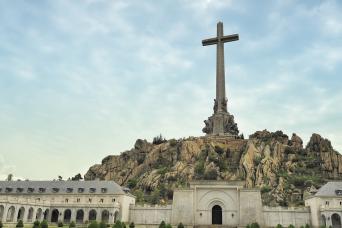 El Escorial, la Vallée des Morts et Ségovie : visite guidée