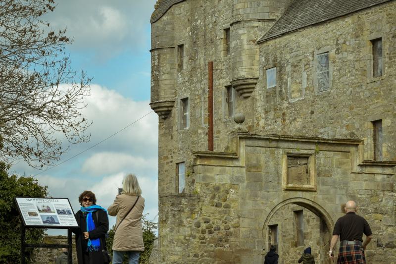 Outlander Experience with entrance to Midhope & Doune Castle