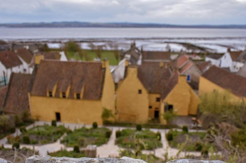 Outlander Experience from Edinburgh – Midhope Castle Tickets Included